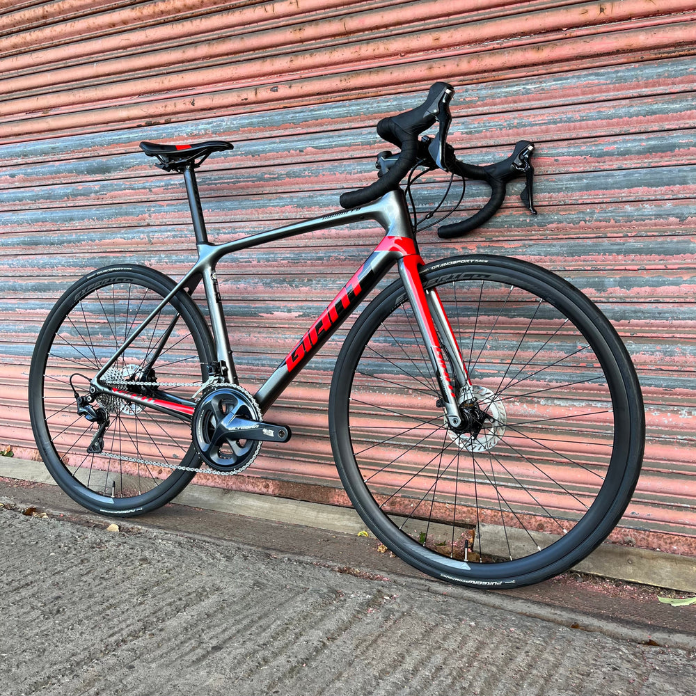 Giant TCR Advanced Ultegra Carbon Disc Road Bike