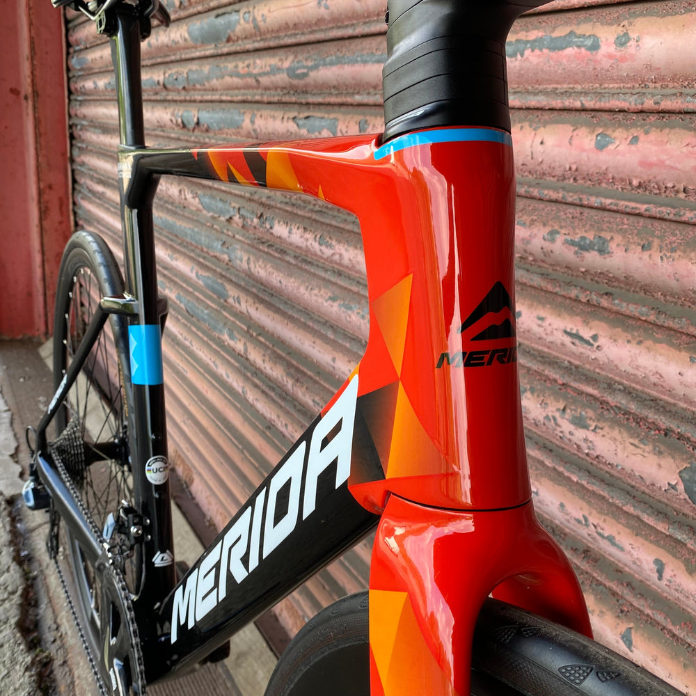 Merida Reacto 5000 Bahrain Victorious Ultegra Carbon Disc Aero Road Bike - L 56cm