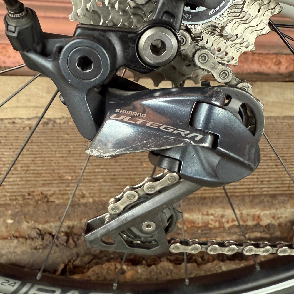 Giant TCR Advanced 1 KOM Ultegra Carbon Road Bike - M 54cm