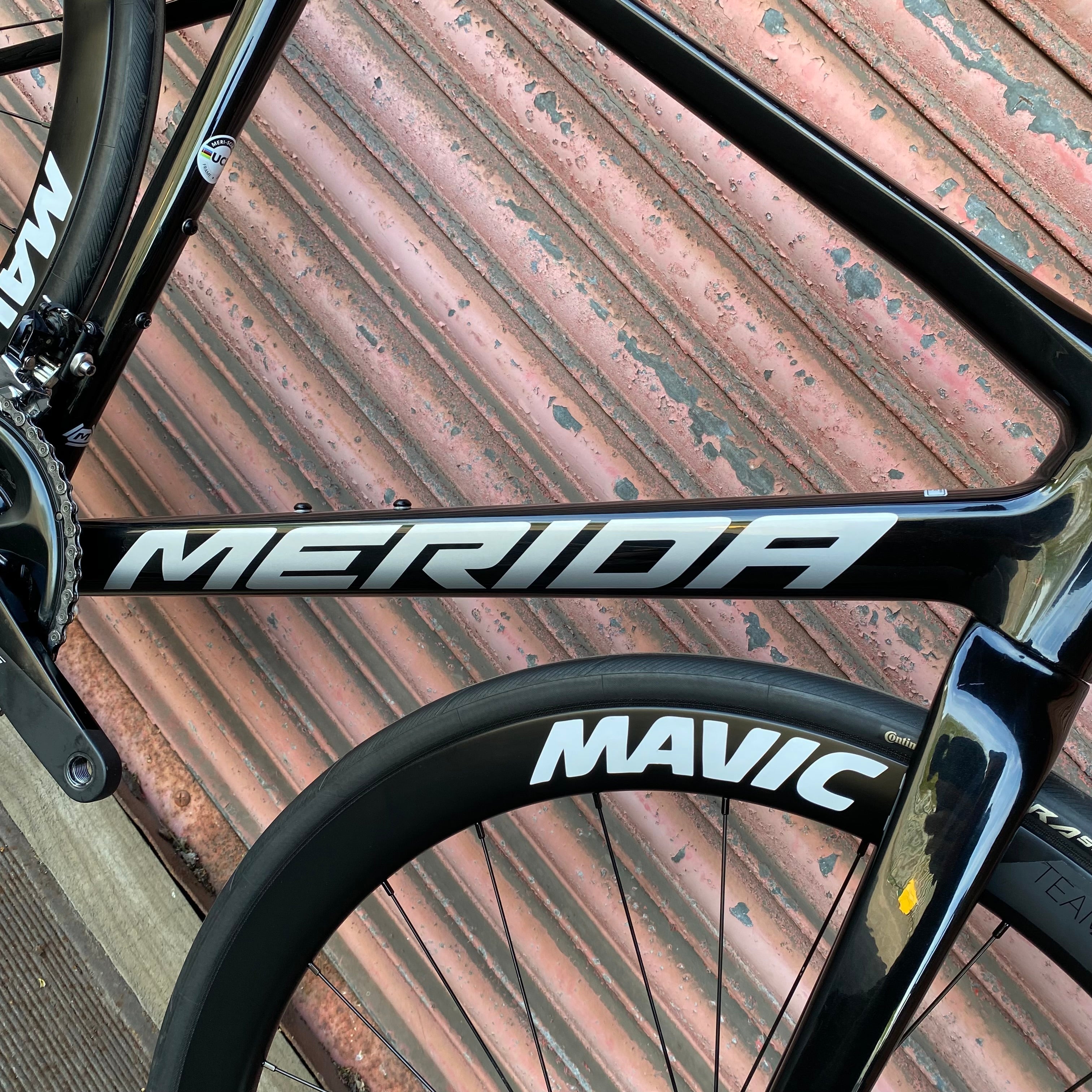 メリダ -MERIDA- | ラインナップ | ロードバイク | SCULTURA RIM 100