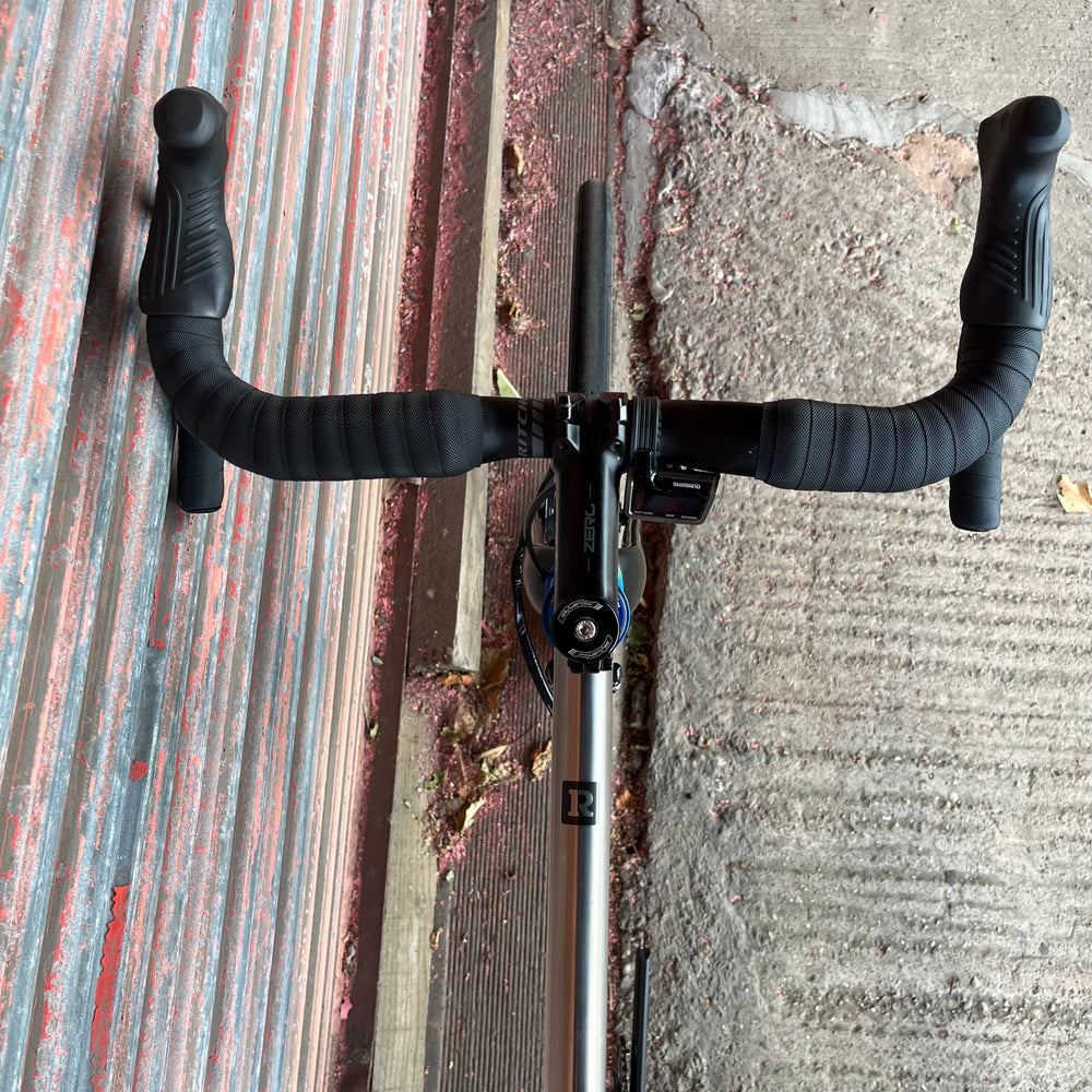 Reilly Spectre All-Road Ti Titanium Ultegra GRX Di2 Disc Road Bike