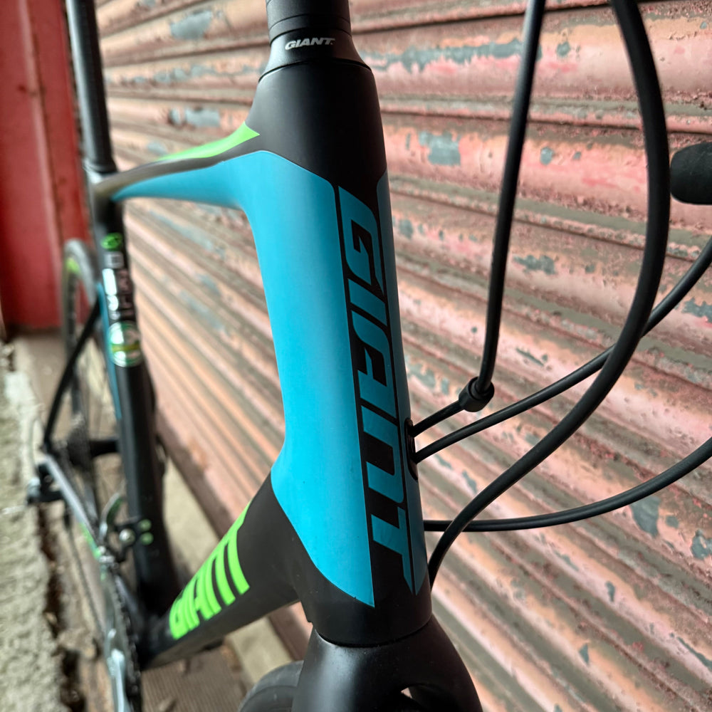 Giant Defy Advanced 3 Tiagra Carbon Endurance Road Bike XL