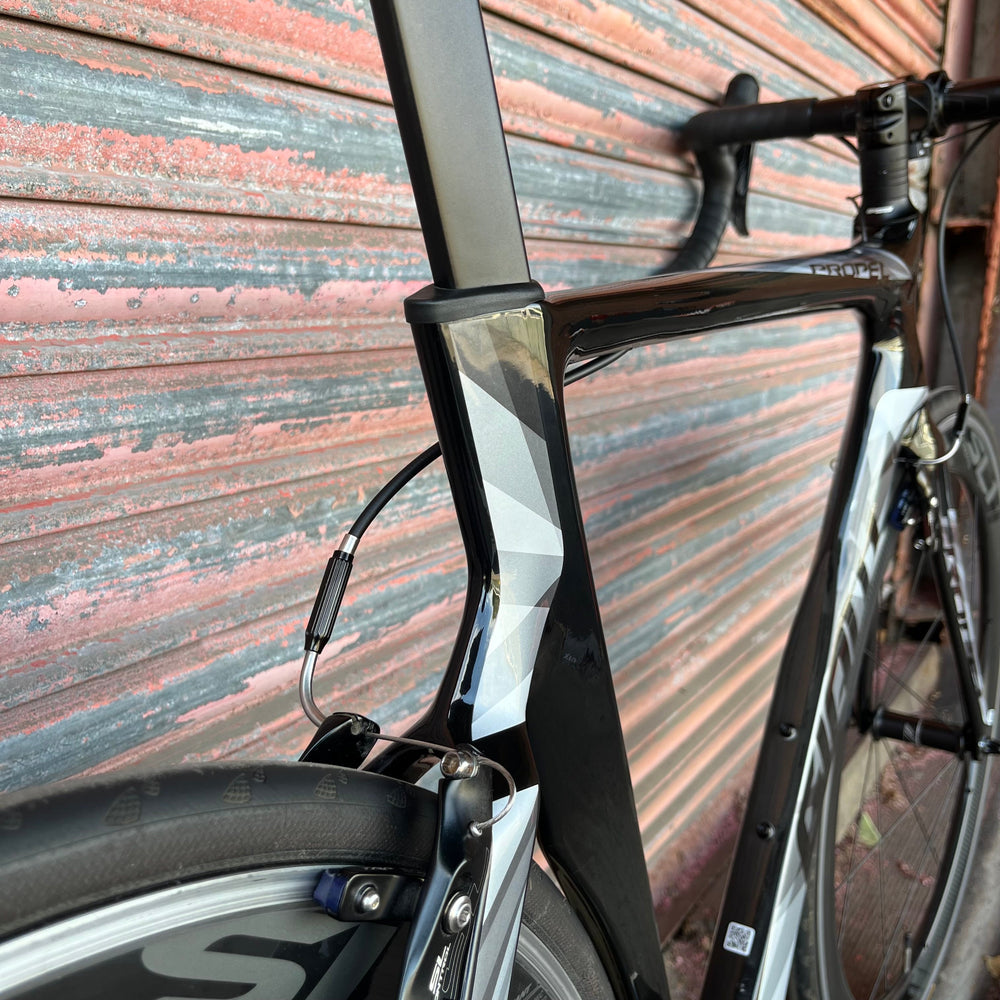 Giant Propel Advanced Ultegra Di2 Carbon Aero Road Bike