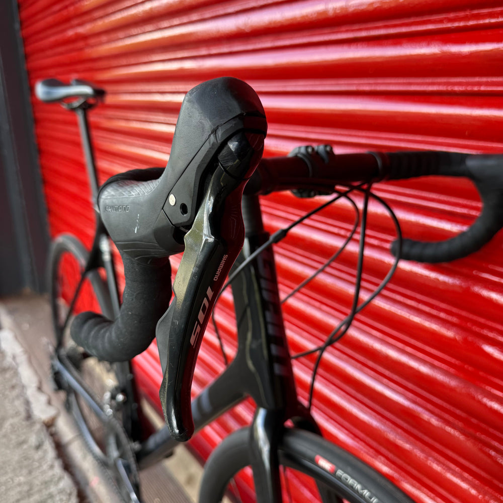 Giant TCR Advanced 105 Carbon Disc Road Bike