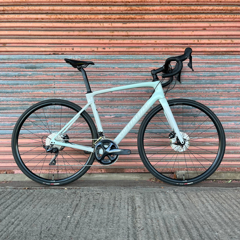 Specialized Roubaix Comp Ultegra Carbon Disc Road Bike