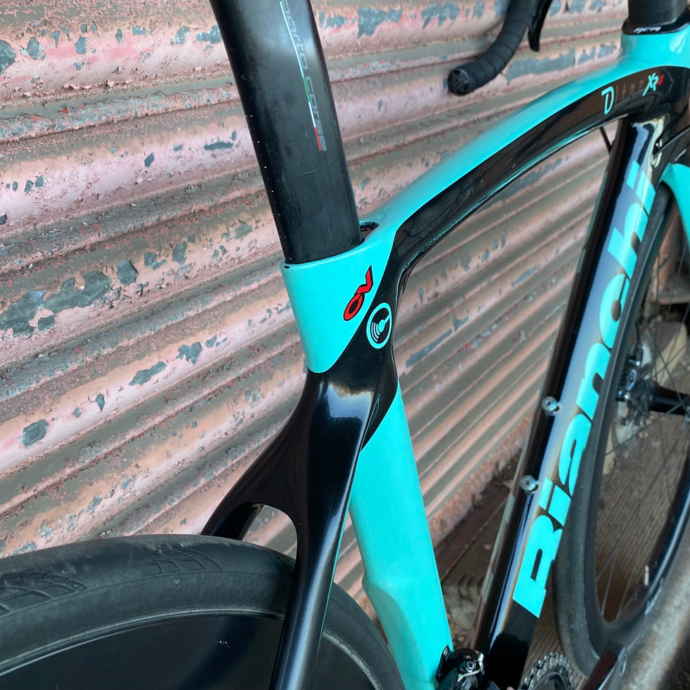 Bianchi Oltre XR4 CV Ultegra Carbon Aero Disc Road Bike - 50cm