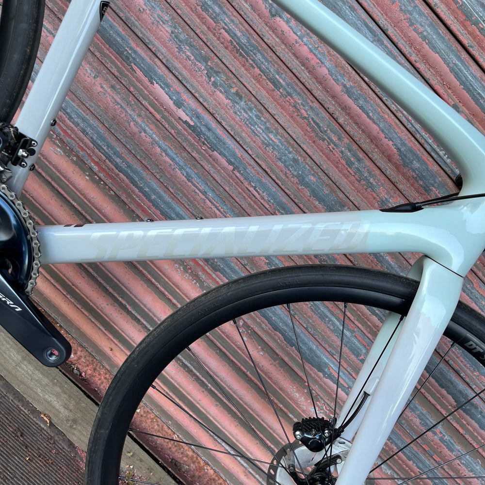 Specialized Roubaix Comp Ultegra Carbon Disc Road Bike
