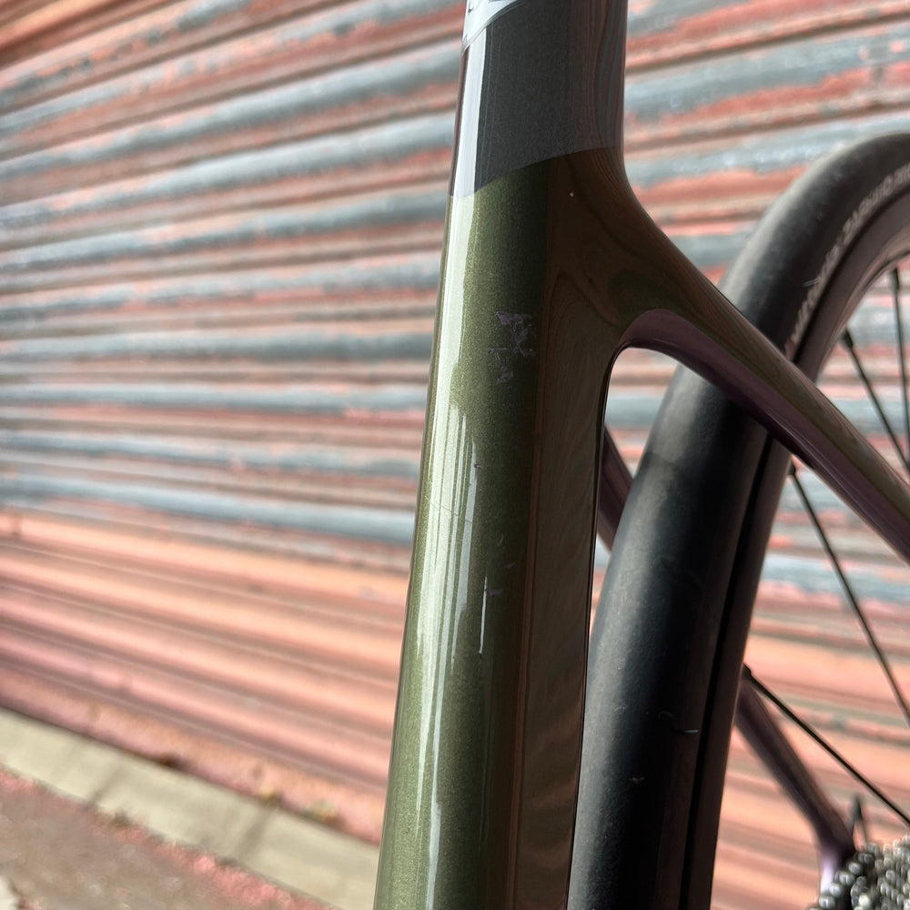 Cannondale SuperSix Evo Shimano 105 Carbon Disc Road Bike