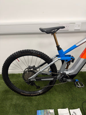 Cube Stereo Hybrid 140 Action Team