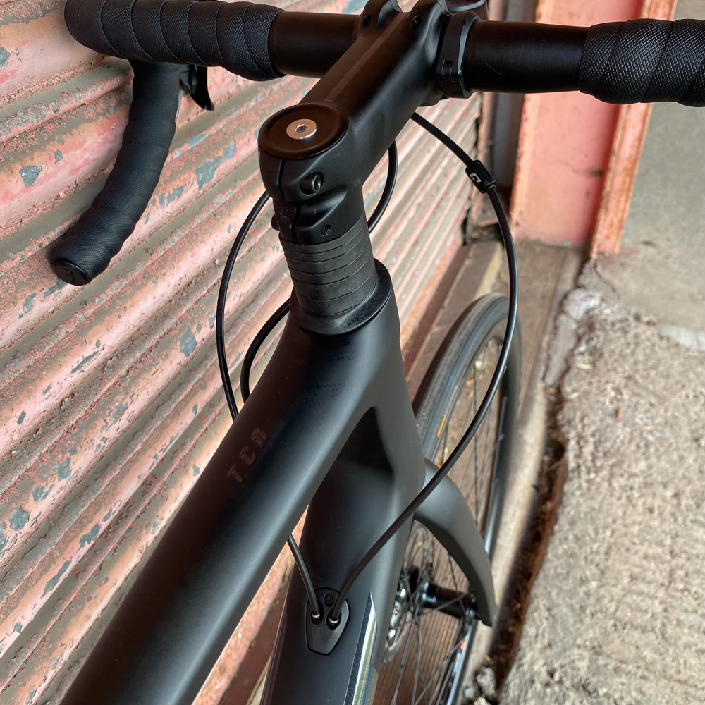 Giant TCR Advanced 2 Shimano 105 Carbon Disc Road Bike - L 58cm