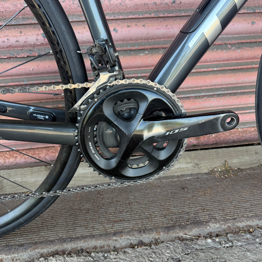 Trek Domane SL5 Shimano 105 Carbon Disc Road Bike
