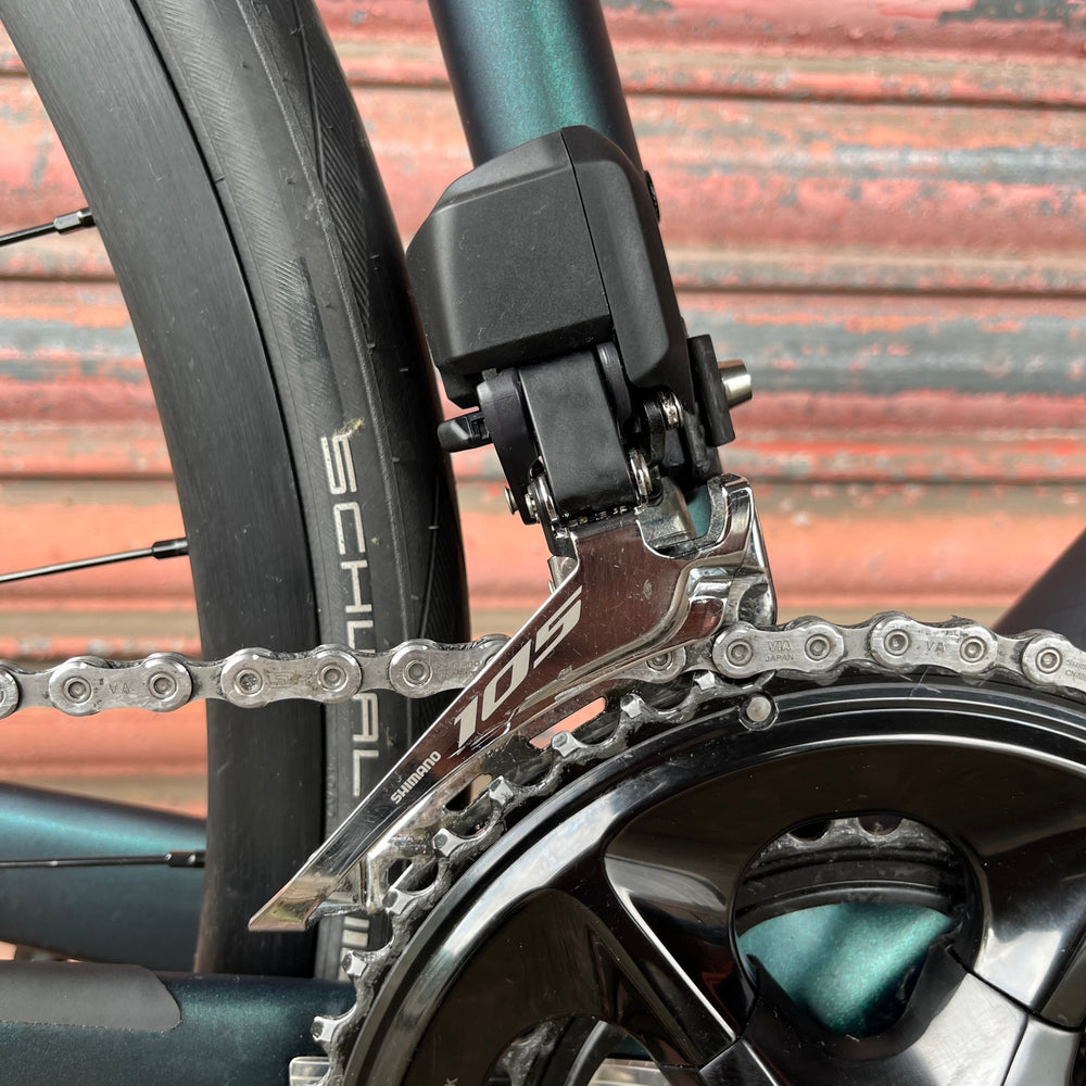 SCOTT Contessa Addict 15 105 Di2 Disc Carbon Road Race Bike