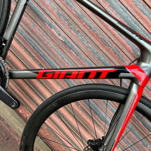 Giant TCR Advanced 1 Ultegra Carbon Disc Road Bike