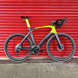 Trek Madone SL Dura Ace Di2 Aero Carbon Disc Road Bike - 58cm