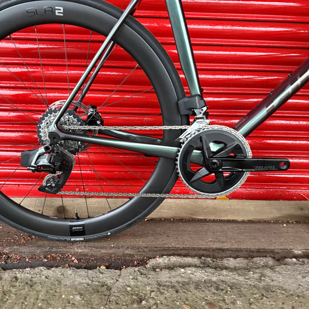 Giant TCR Advanced Pro SRAM Rival AXS Carbon Disc Road Bike - L 58cm