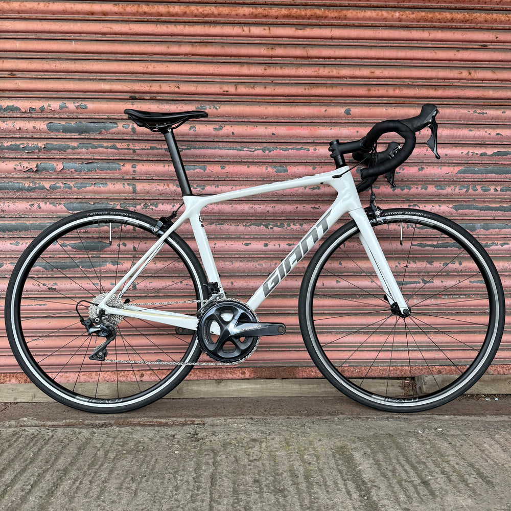 Giant TCR Advanced 1 KOM Ultegra Carbon Road Bike - M 54cm