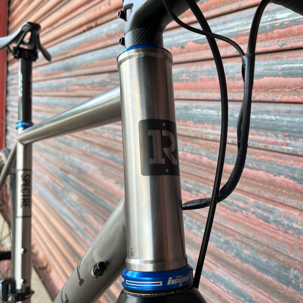 Reilly Spectre All-Road Ti Titanium Ultegra GRX Di2 Disc Road Bike
