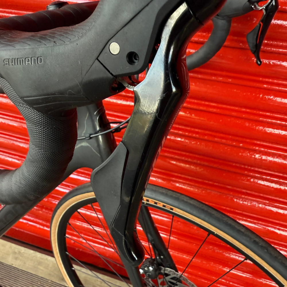 Cannondale Synapse SE 105 Carbon Disc Road Bike