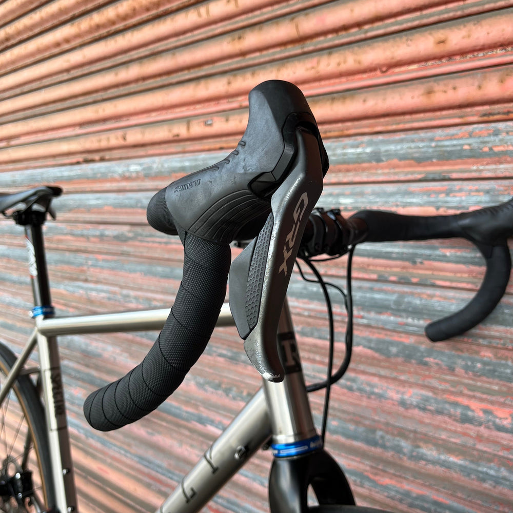 Reilly Spectre All-Road Ti Titanium Ultegra GRX Di2 Disc Road Bike