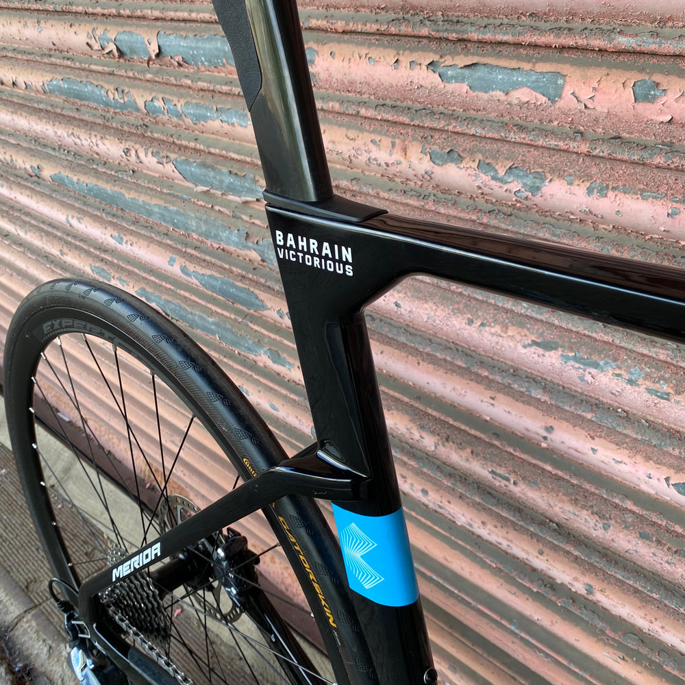 Merida Reacto 5000 Bahrain Victorious Ultegra Carbon Disc Aero Road Bike - L 56cm