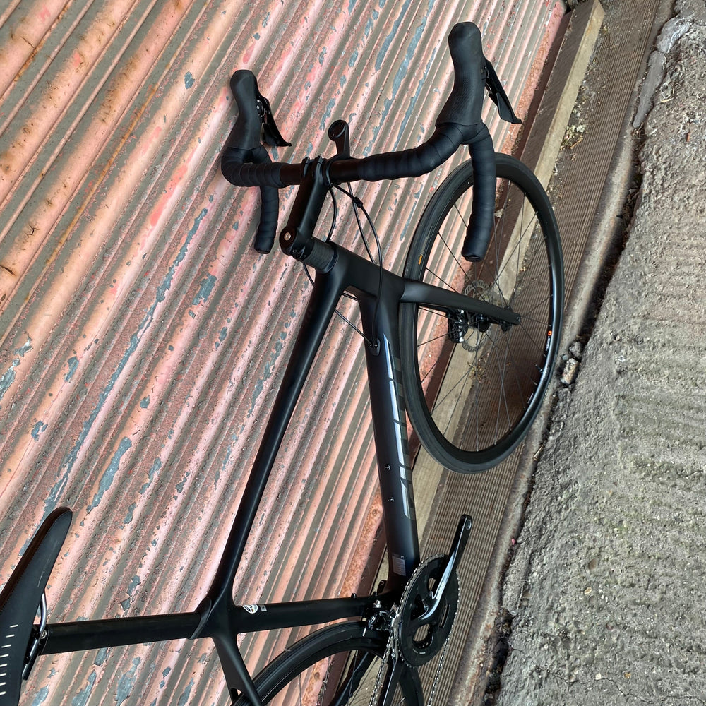 Giant TCR Advanced 2 Shimano 105 Carbon Disc Road Bike - L 58cm