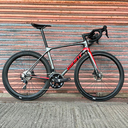 Giant TCR Advanced 1 Ultegra Carbon Disc Road Bike