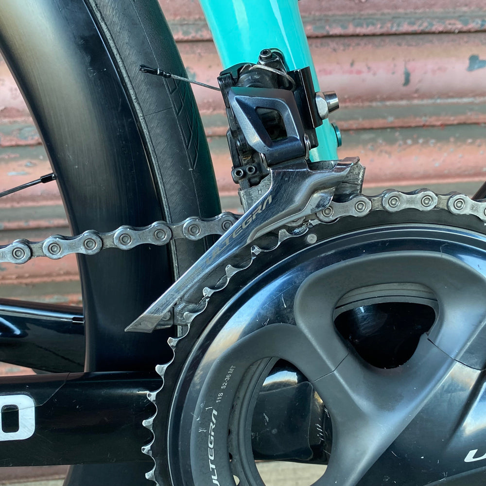 Bianchi Oltre XR4 CV Ultegra Carbon Aero Disc Road Bike - 50cm