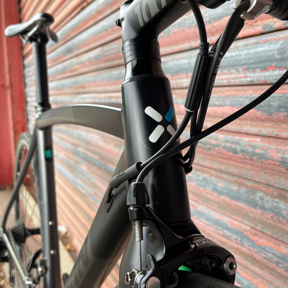 Btwin Ultra AF 700 Shimano 105 Aluminium Road Bike