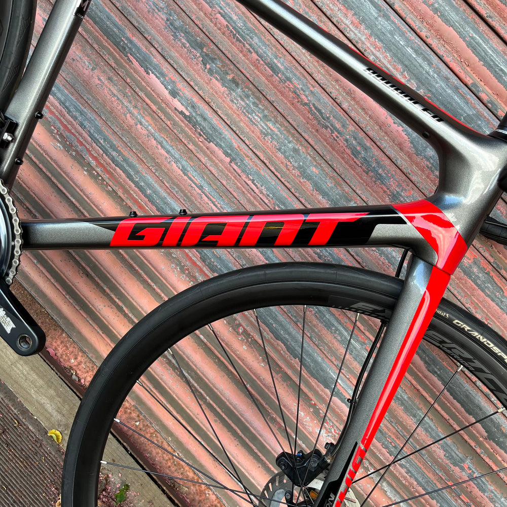 Giant TCR Advanced Ultegra Carbon Disc Road Bike