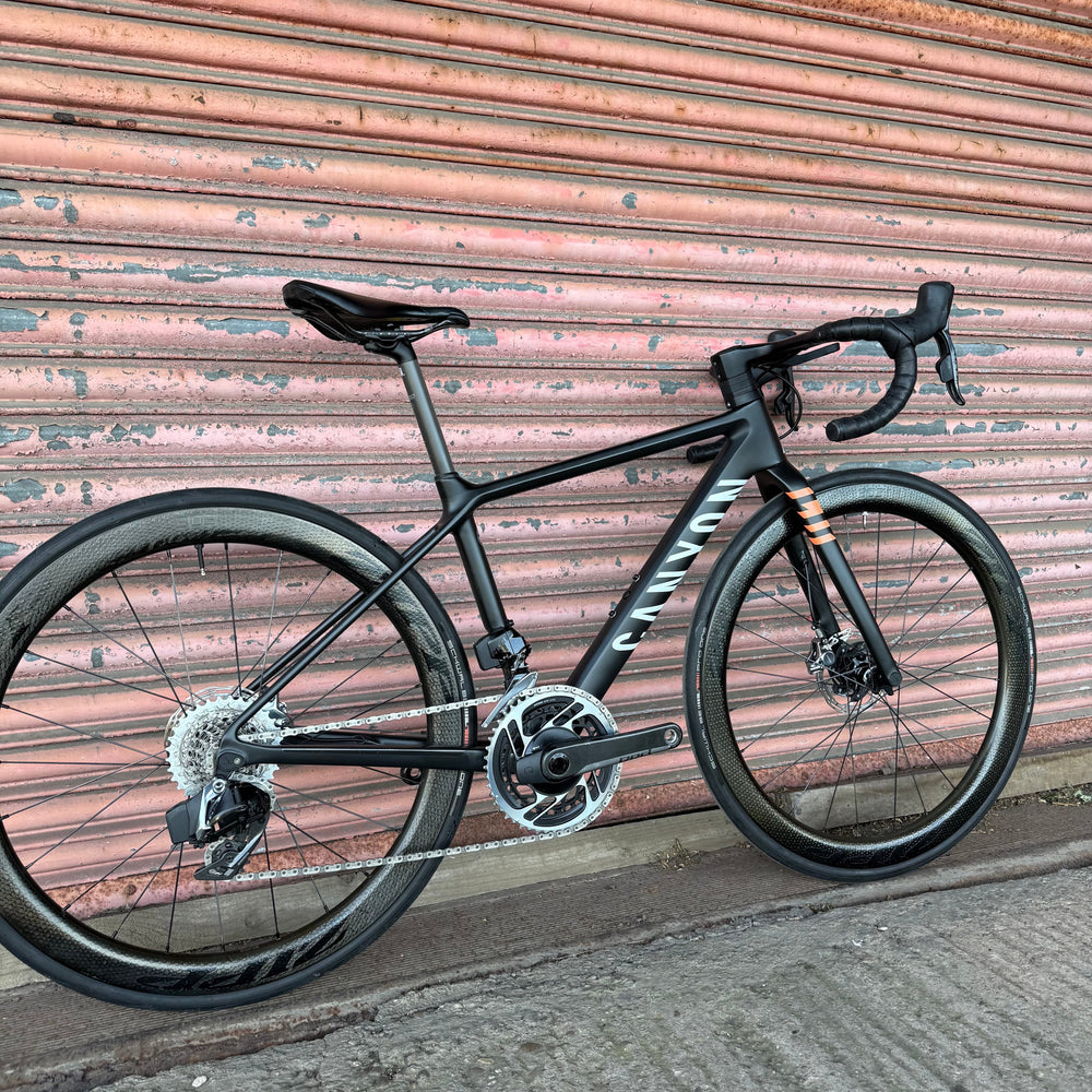Canyon Ultimate WMN CF SLX SRAM RED AXS Carbon Disc Road Bike