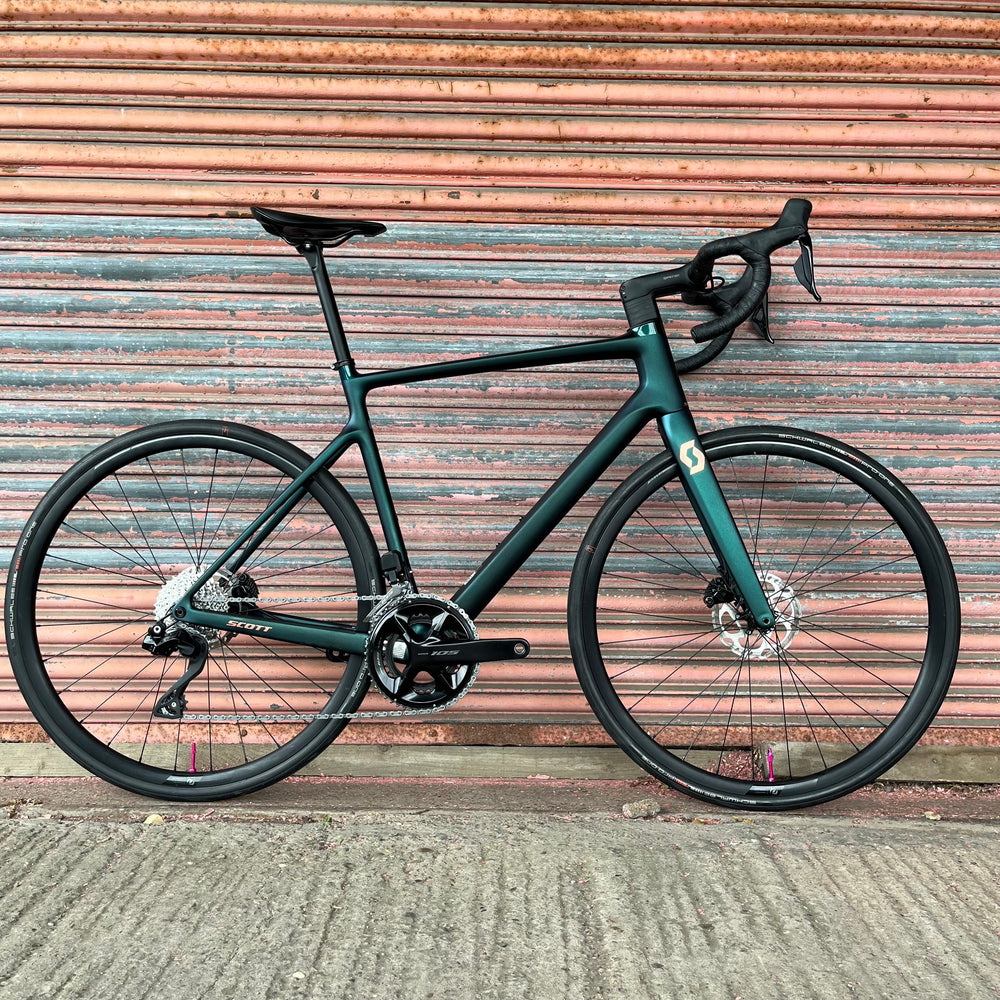 SCOTT Contessa Addict 15 105 Di2 Disc Carbon Road Race Bike