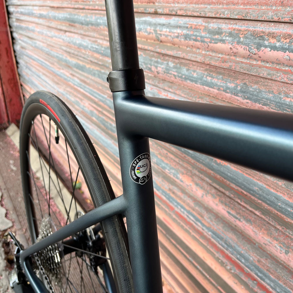 Specialized Tarmac SL6 Shimano 105 12sp Disc Carbon Road Bike - 56cm