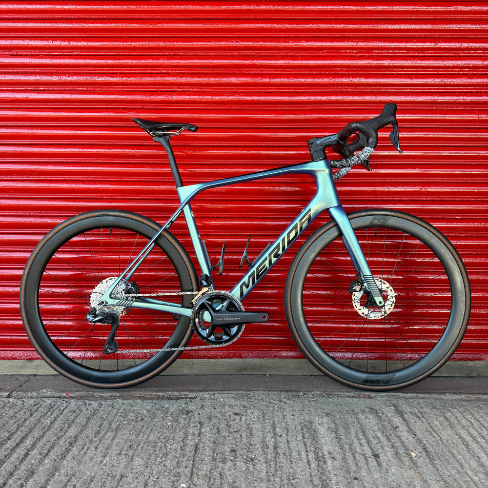 Merida Scultura Endurance Ultegra Di2 12sp Carbon Disc Road Bike Light - M 56cm