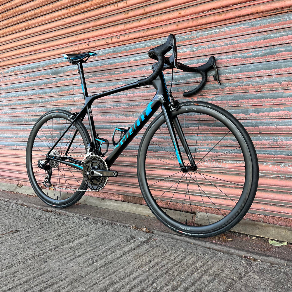 Giant TCR Advanced SL 0 SRAM eTap Carbon Road Bike