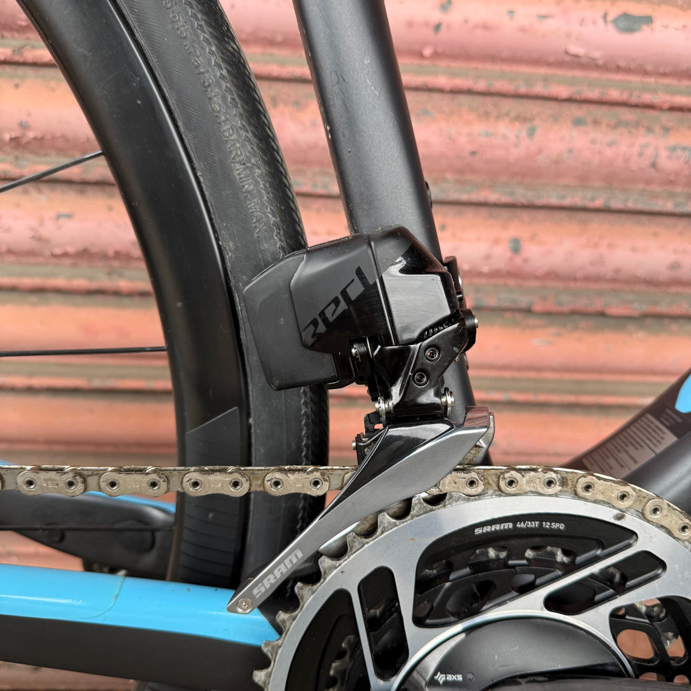 Giant Defy Advanced Pro 0 SRAM Red AXS 12 speed Carbon Endurance Road Bike - XL 60cm