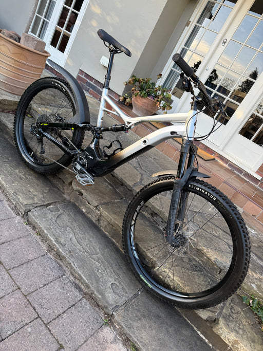 Wirral Wheelz Specialized Turbo Levo FSR Comp