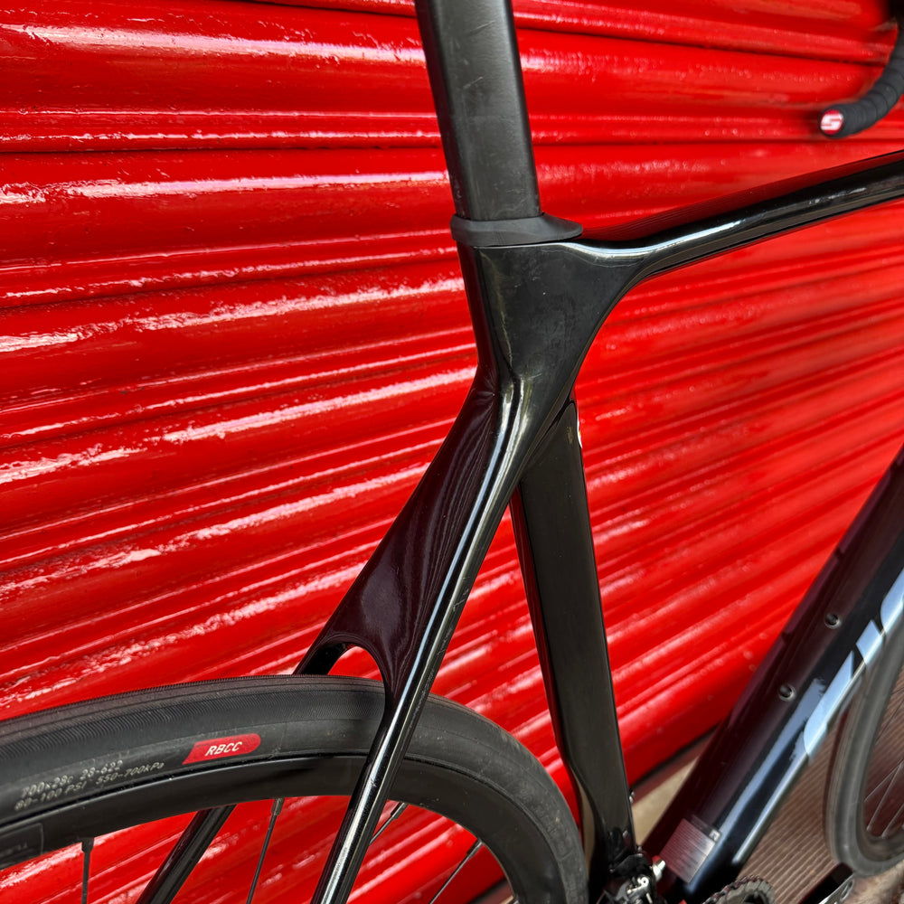 Giant TCR Advanced 105 Carbon Disc Road Bike