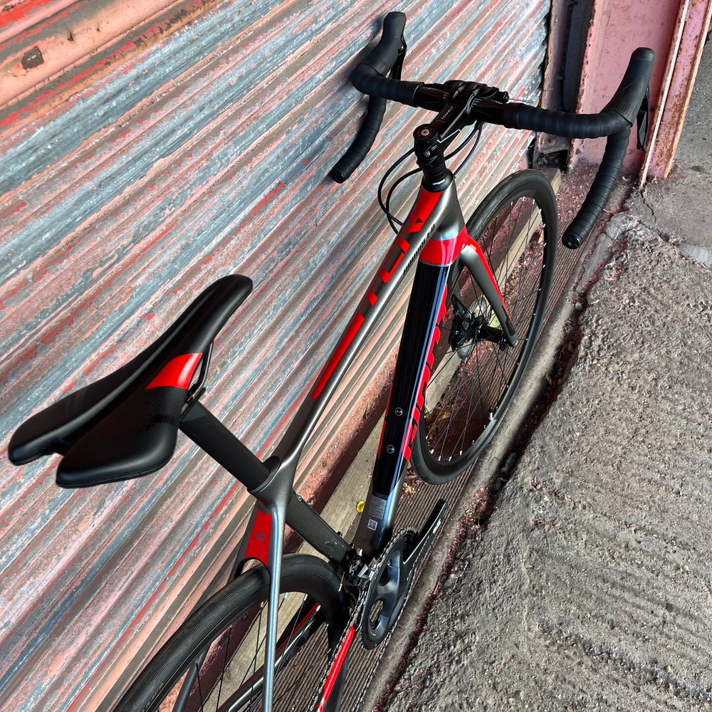 Giant TCR Advanced Ultegra Carbon Disc Road Bike