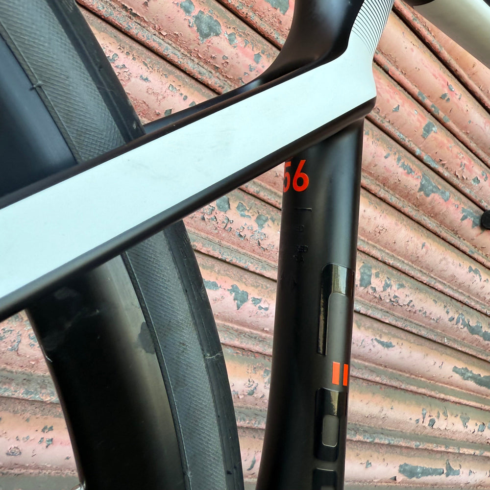 Cube Agree C:62 Shimano 105 Carbon Disc Road Bike - 56cm