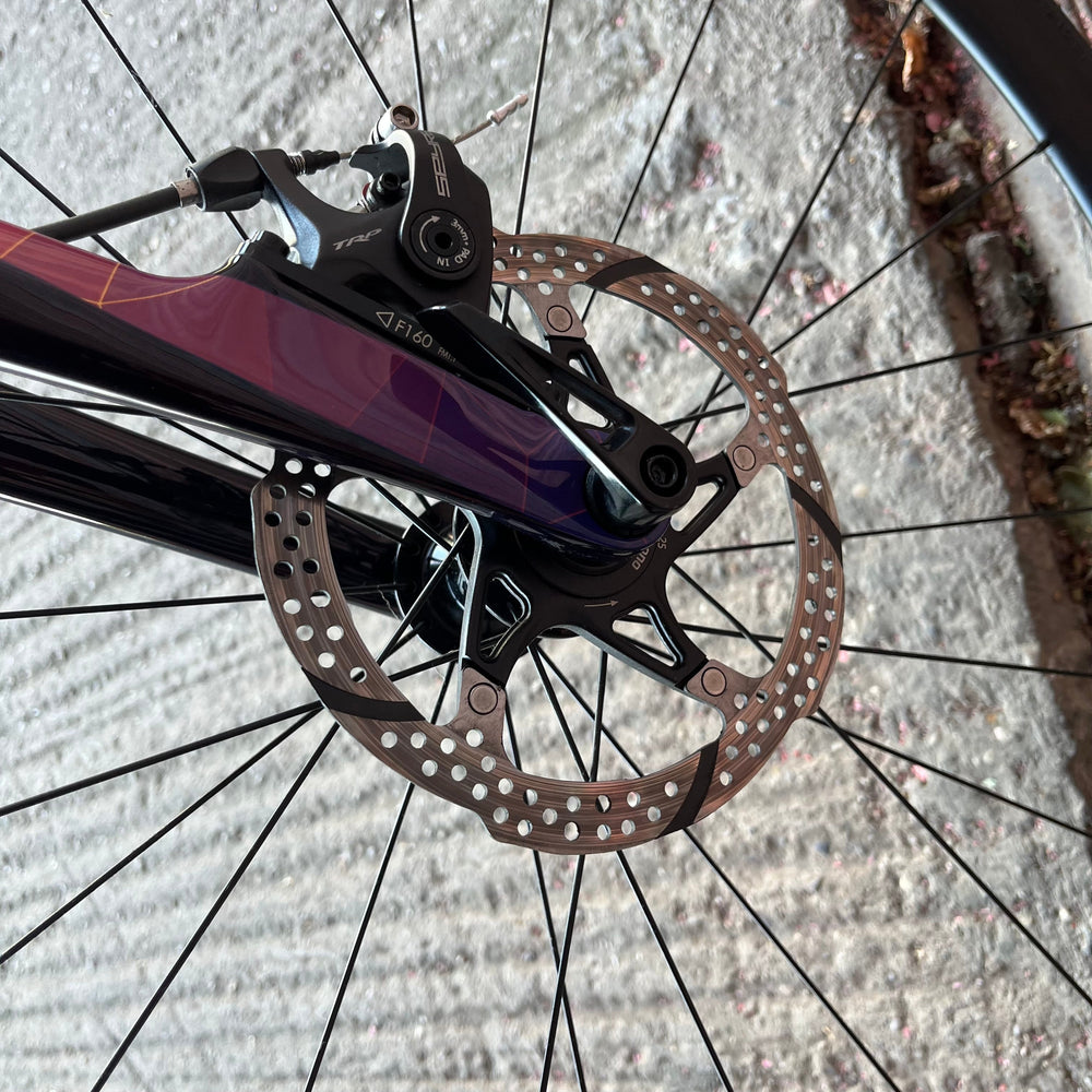 Specialized Roubaix Ruby Elite Shimano 105 Carbon Disc Road Bike