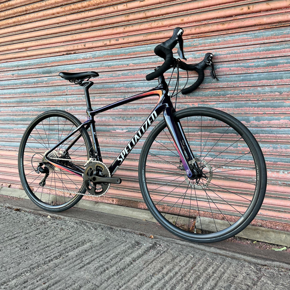 Specialized Roubaix Ruby Elite Shimano 105 Carbon Disc Road Bike
