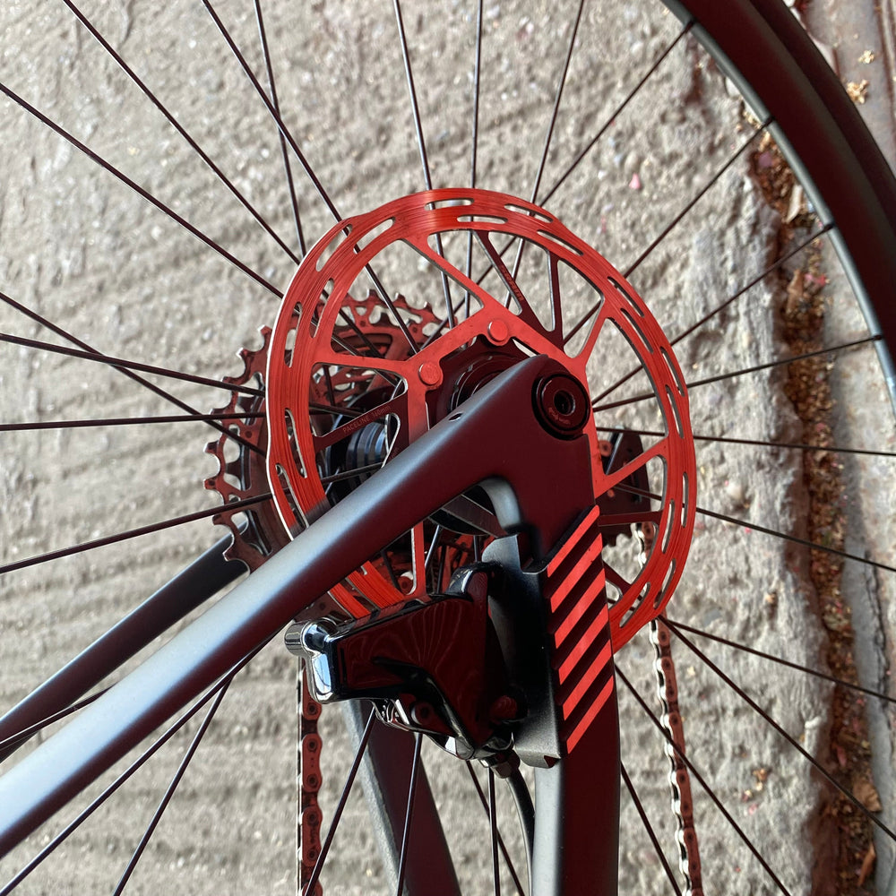 Merida Scultura Endurance SRAM Rival AXS Carbon Disc Road Bike Light