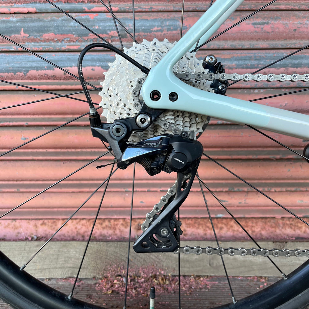 Specialized Roubaix Comp Ultegra Carbon Disc Road Bike