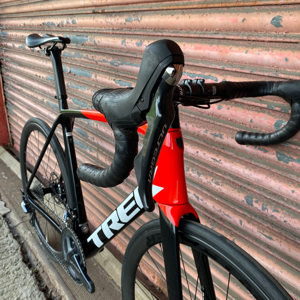 Trek Emonda SL6 Ultegra Carbon Disc Road Bike - 58cm