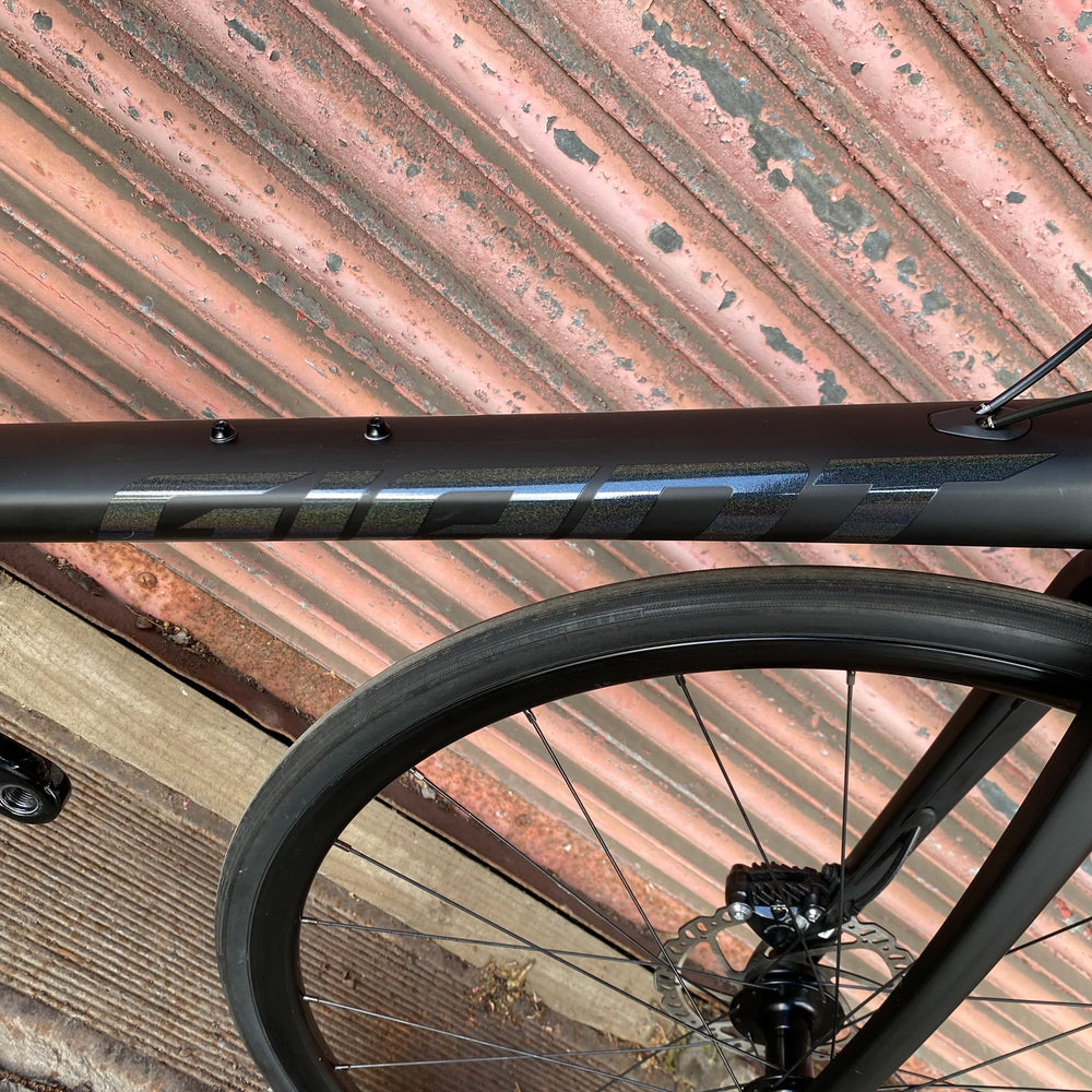 Giant TCR Advanced 2 Shimano 105 Carbon Disc Road Bike