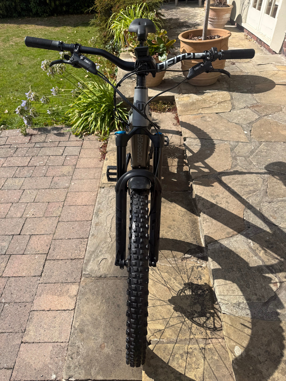 Wirral Wheelz Mondraker Crafty R 2023