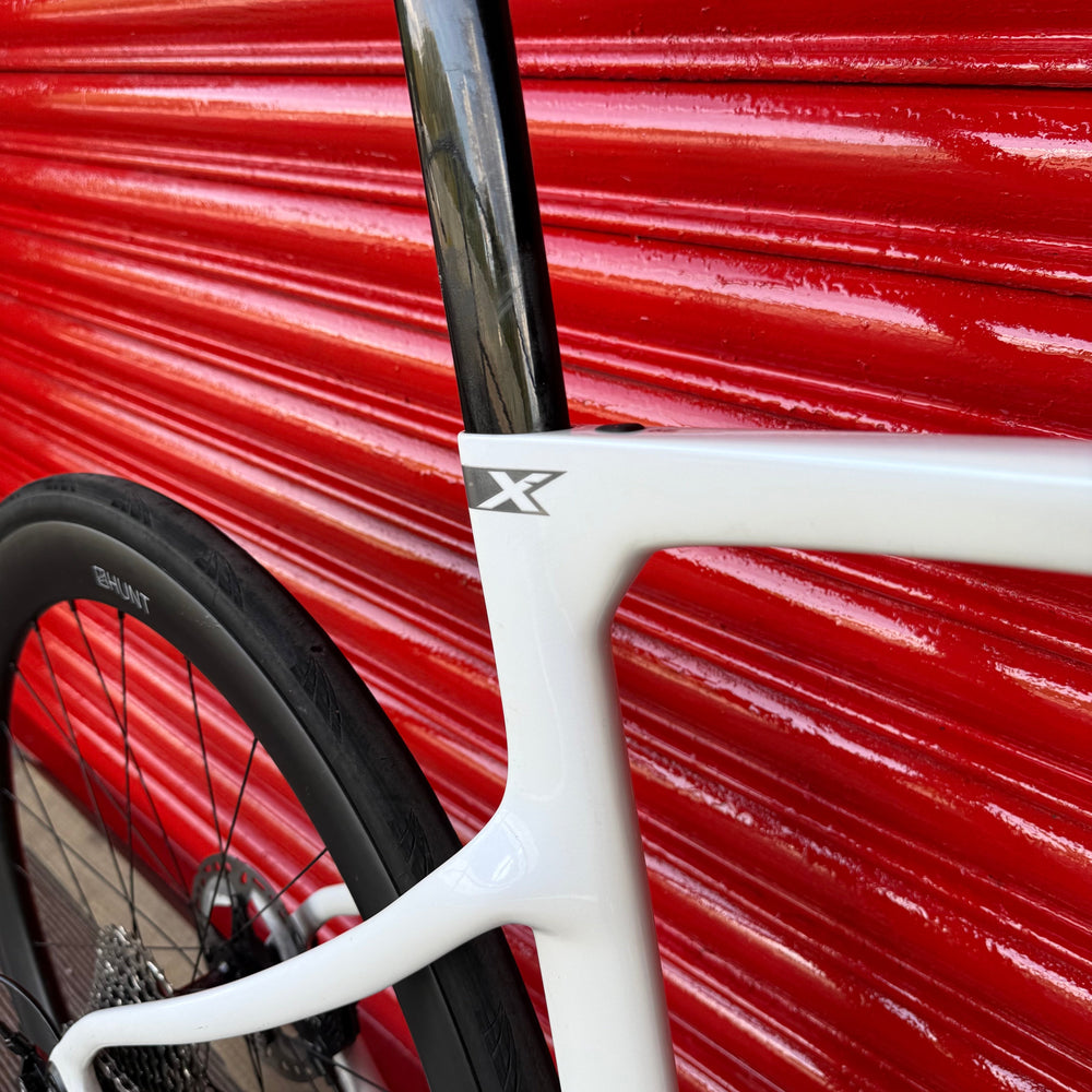 Pinarello X1 105 12 speed Disc Carbon Road Bike