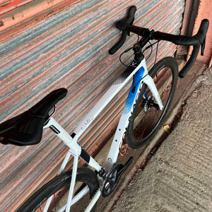 Colnago V3 Ultegra Carbon Disc Road Bike - 52s 56cm