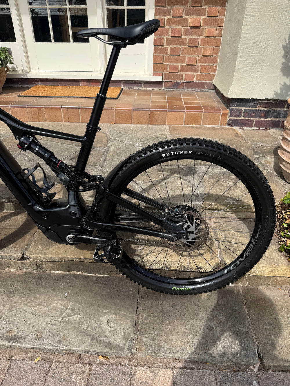 Wirral Wheelz Specialized Turbo Levo 700wh motor