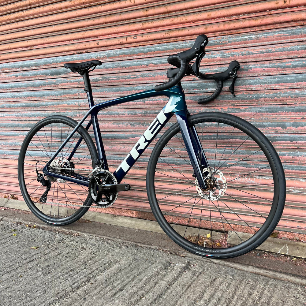 Trek Emonda SL5 Shimano 105 12 Speed Carbon Disc Road Bike - 54cm